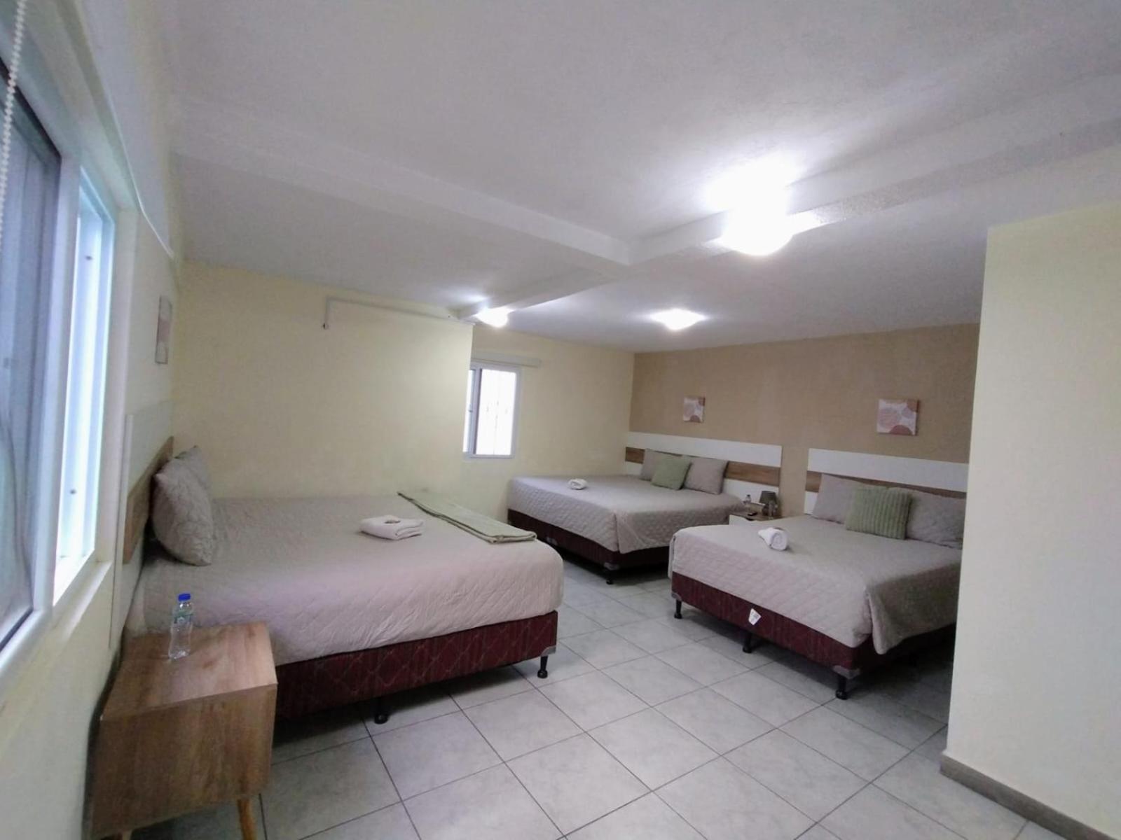 Hotel Urban *